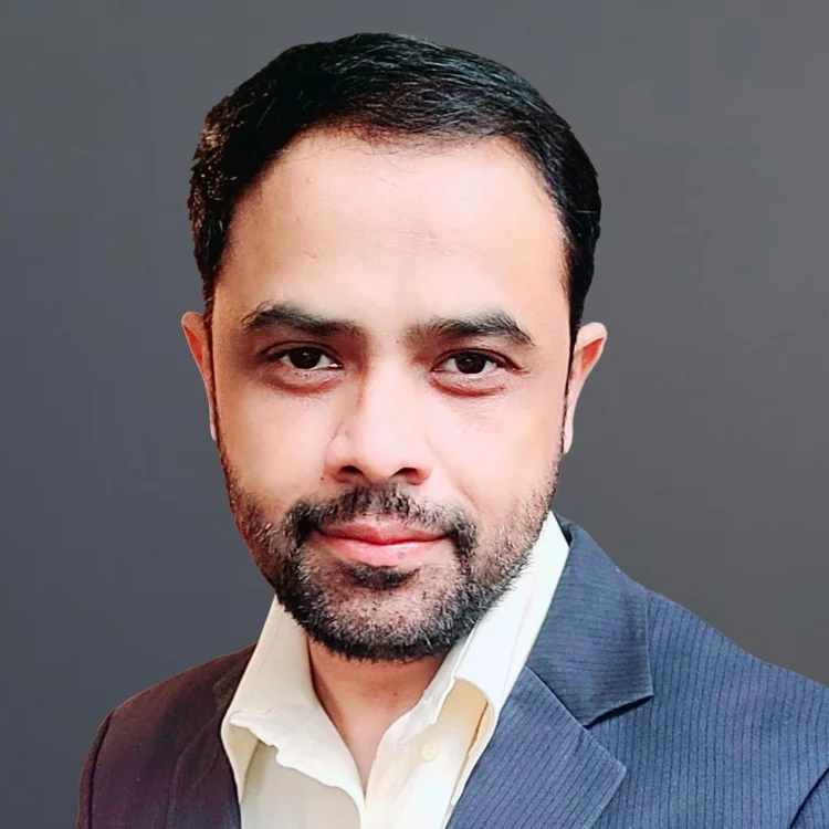 Headshot of Krishanu De