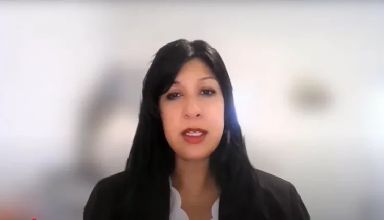 Dr. Amita Gill headshot